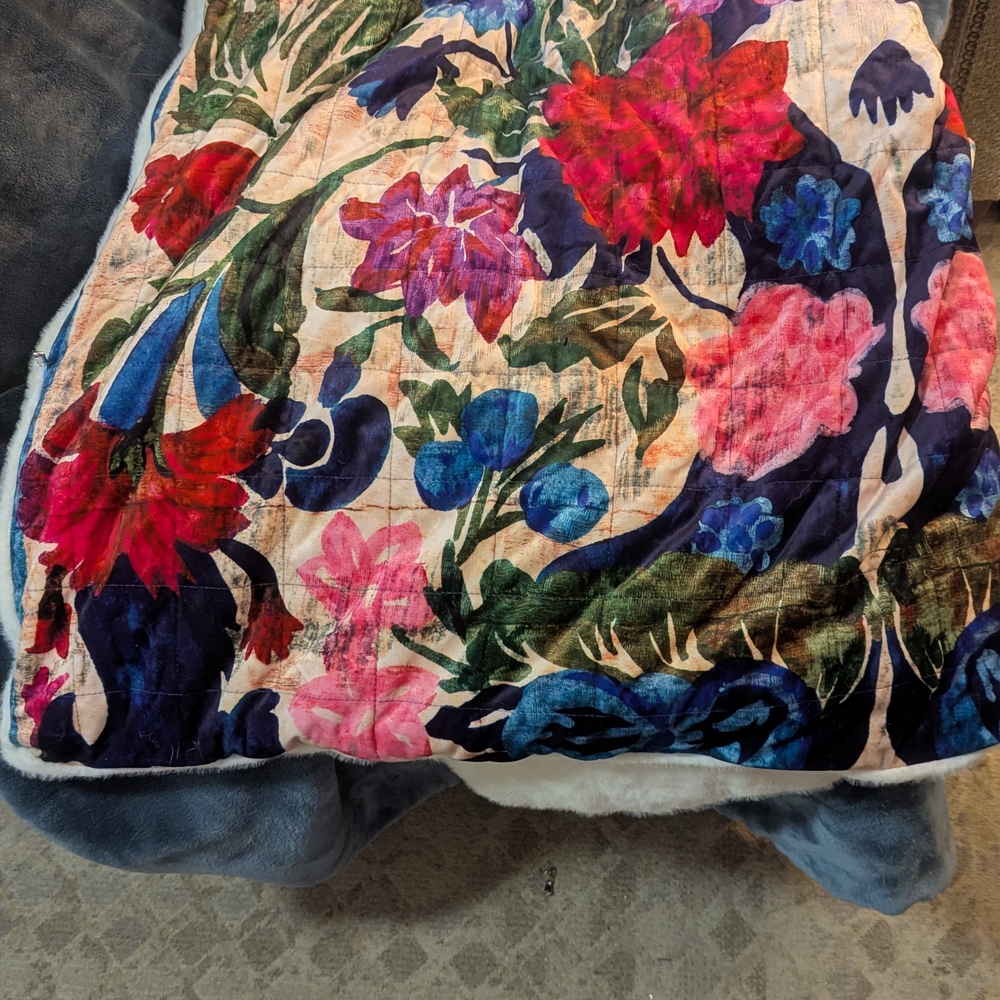 Anthropologie Vibrant Floral Quilt - Red, Blue, Green